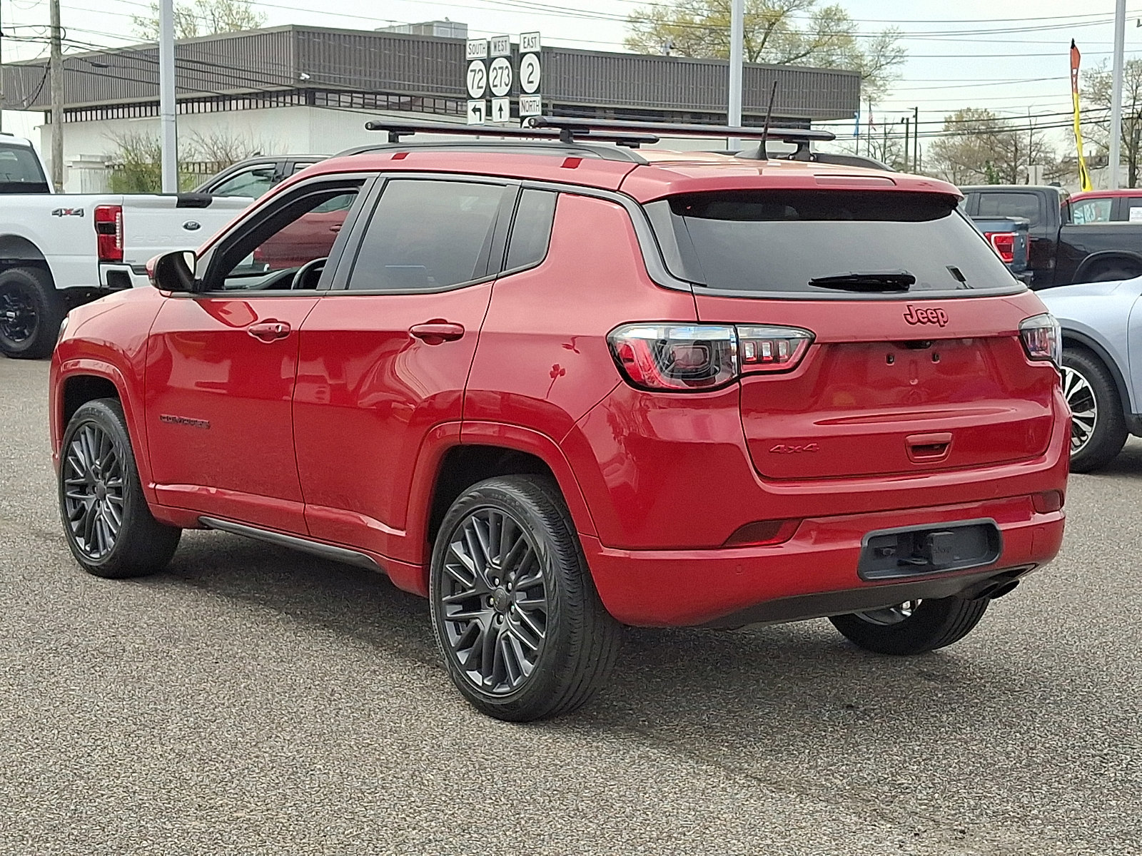 Used 2022 Jeep Compass Limited image 4