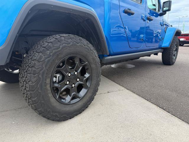 Used 2023 Jeep Gladiator Sport AWD/4WD image 17