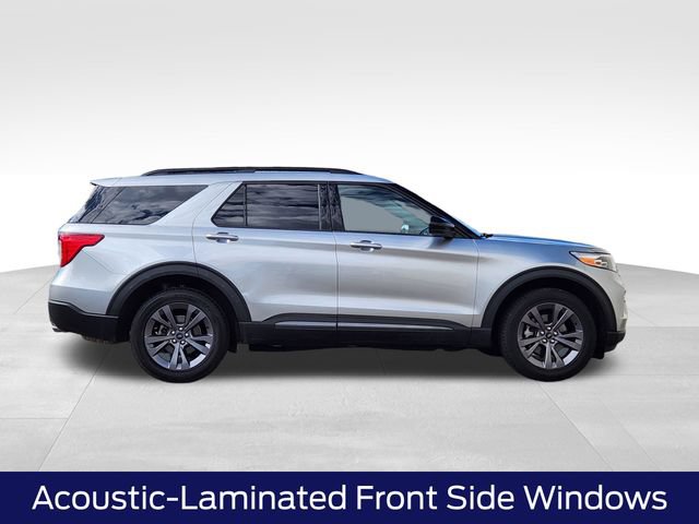 Certified 2023 Ford Explorer XLT w/ Equipment Group 202A AWD/4WD image 11