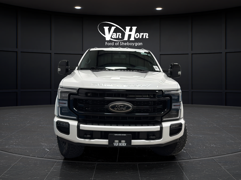 Certified 2022 Ford F350 Lariat w/ Tremor Off-Road Package AWD/4WD image 2