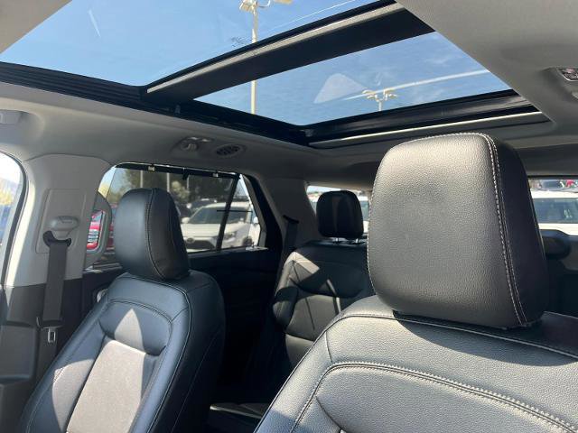 Certified 2024 Ford Explorer Limited w/ Limited Technology Package image 8