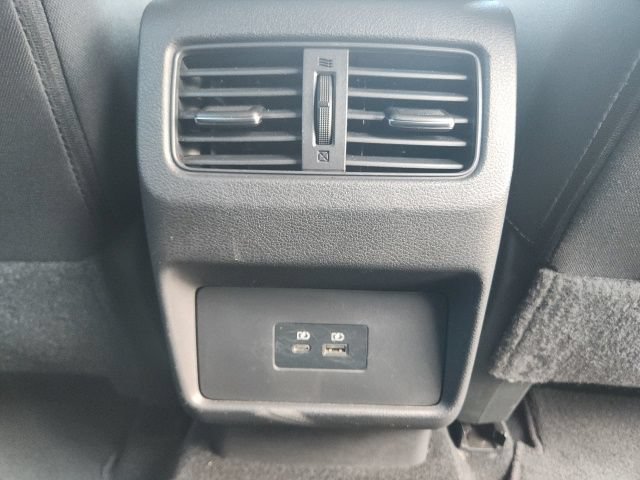 Used 2021 Nissan Rogue SV FWD image 19