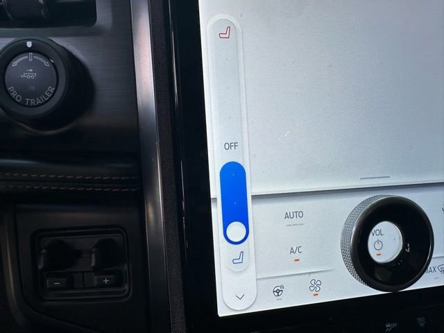 Certified 2023 Ford Expedition Max Platinum image 22