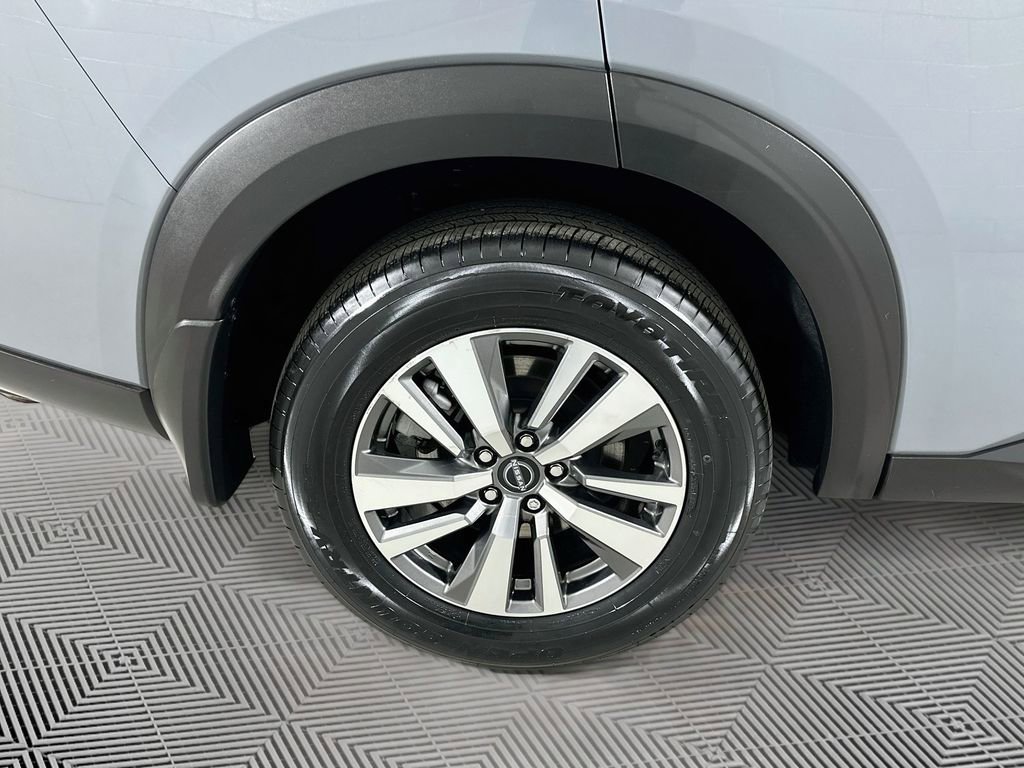 Used 2023 Nissan Pathfinder SL AWD/4WD image 29