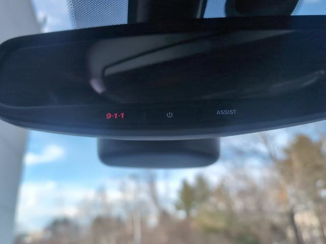 Used 2017 Jeep Grand Cherokee Overland image 32