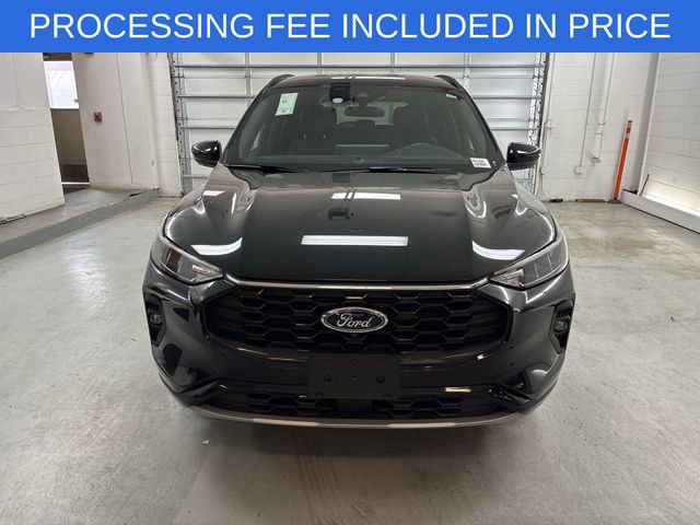 Certified 2023 Ford Escape ST-Line Select w/ Tech Pack #2 AWD/4WD image 3
