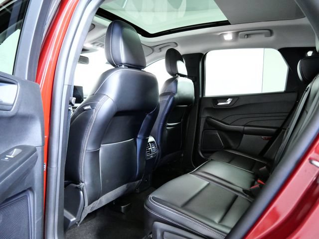 Certified 2025 Ford Escape Platinum AWD/4WD image 14