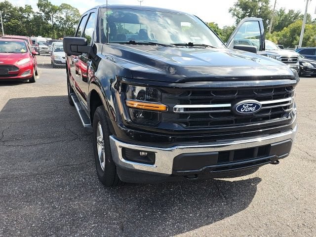 Certified 2024 Ford F150 XLT w/ Mobile Office Package AWD/4WD image 5