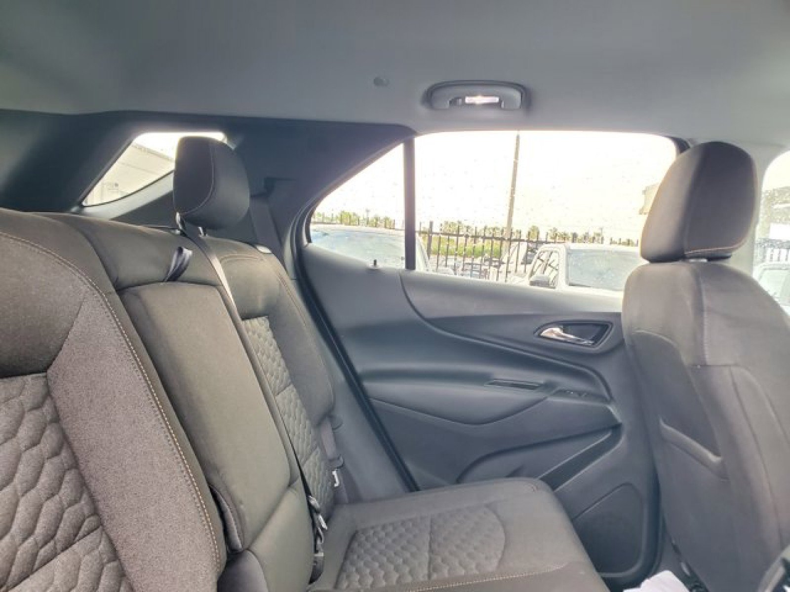 Used 2019 Chevrolet Equinox LT image 30