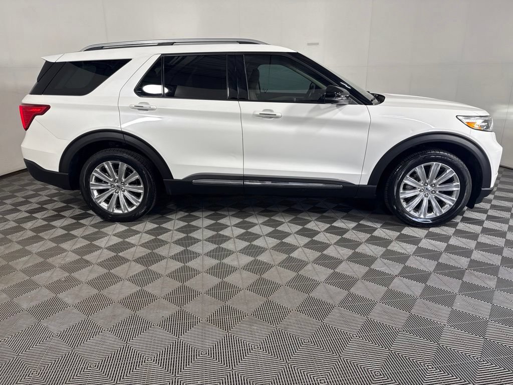 Certified 2020 Ford Explorer Limited w/ Class III Trailer Tow Package RWD image 11