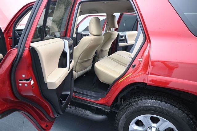 Used 2022 Toyota 4Runner SR5 RWD image 17