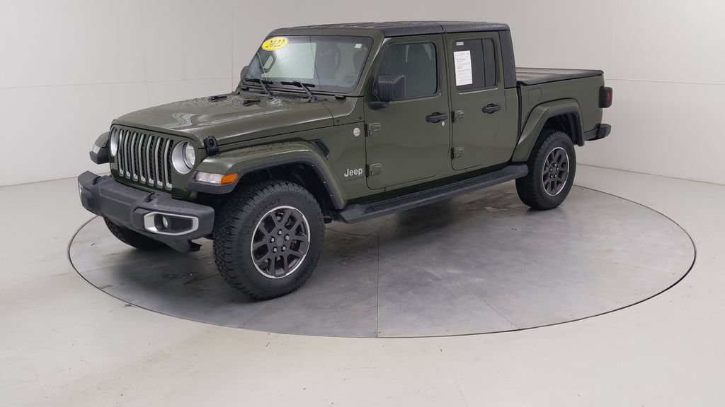 Used 2022 Jeep Gladiator Overland w/ Dual Top Group AWD/4WD image 20