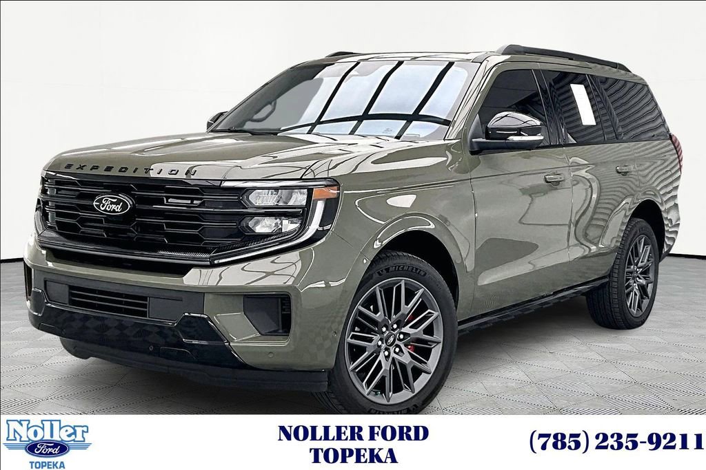 Certified 2025 Ford Expedition Platinum w/ Stealth Performance Package