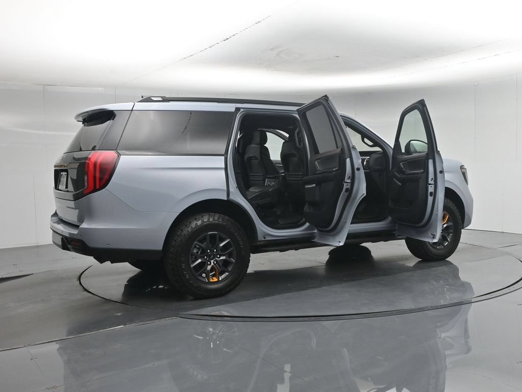 Certified 2025 Ford Expedition Tremor AWD/4WD image 6