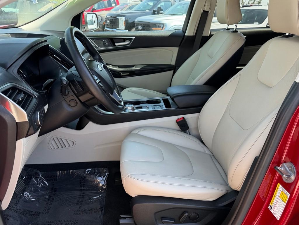 Certified 2022 Ford Edge Titanium w/ Equipment Group 301A image 15