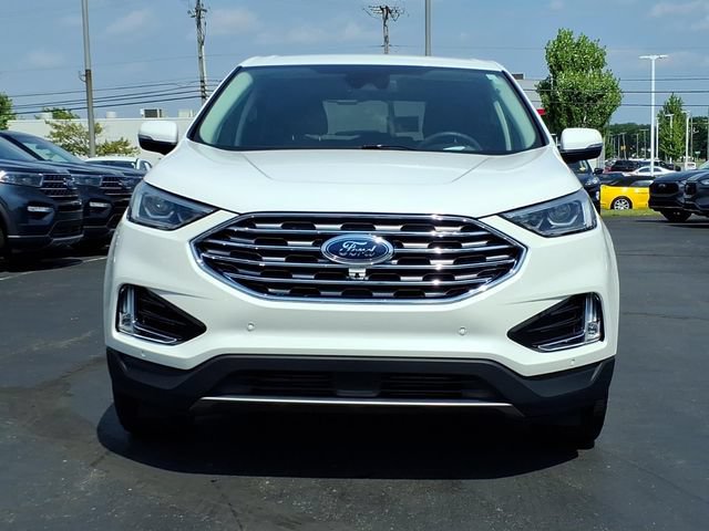 Certified 2024 Ford Edge Titanium w/ Equipment Group 301A AWD/4WD image 2