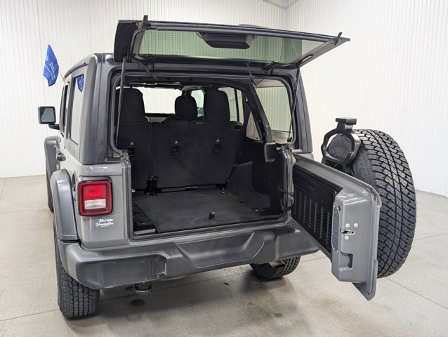 Used 2020 Jeep Wrangler Unlimited Sport S image 8