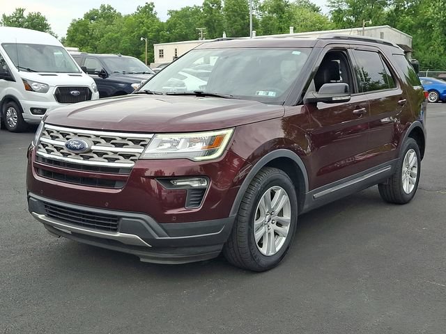 Certified 2018 Ford Explorer XLT w/ Equipment Group 202A AWD/4WD image 6