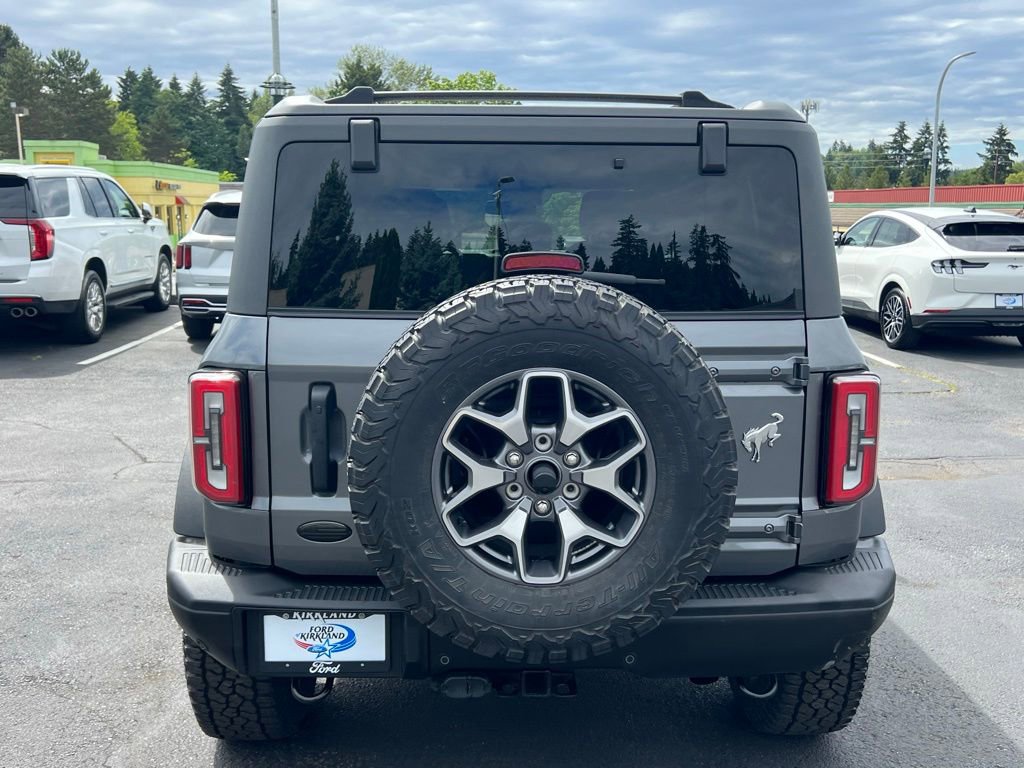 Certified 2023 Ford Bronco Badlands AWD/4WD image 8