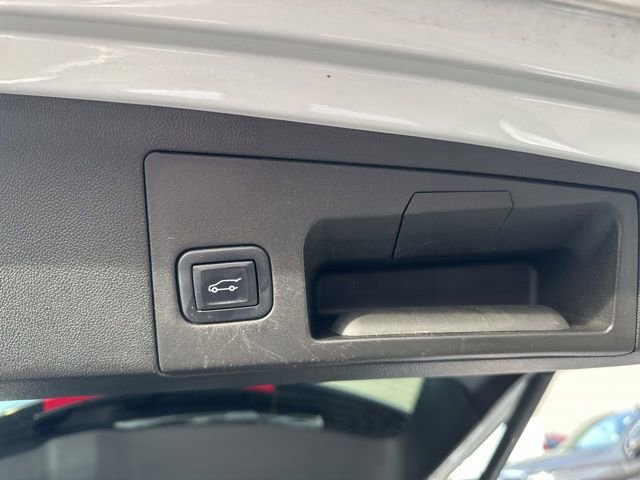 Used 2022 Cadillac XT5 Premium Luxury image 34