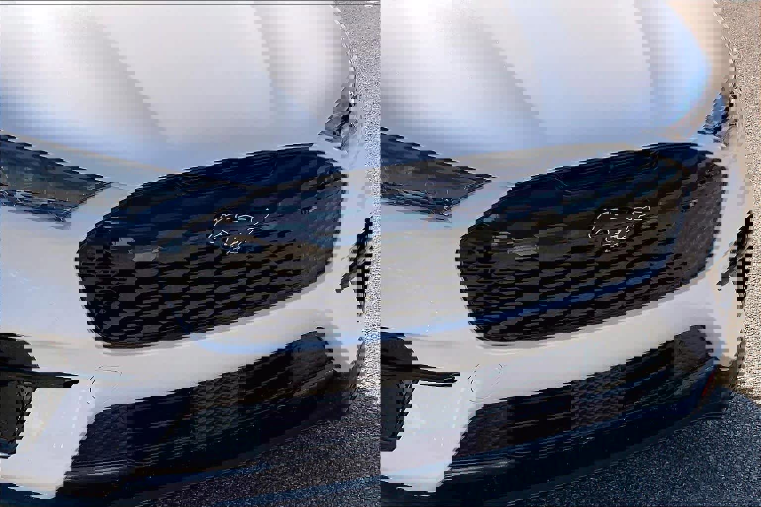 Certified 2025 Ford Mustang Mach-E GT image 29