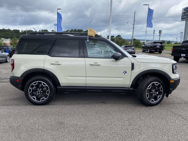 Certified 2025 Ford Bronco Sport Outer Banks w/ Outer Banks Tech Package+ AWD/4WD image 2