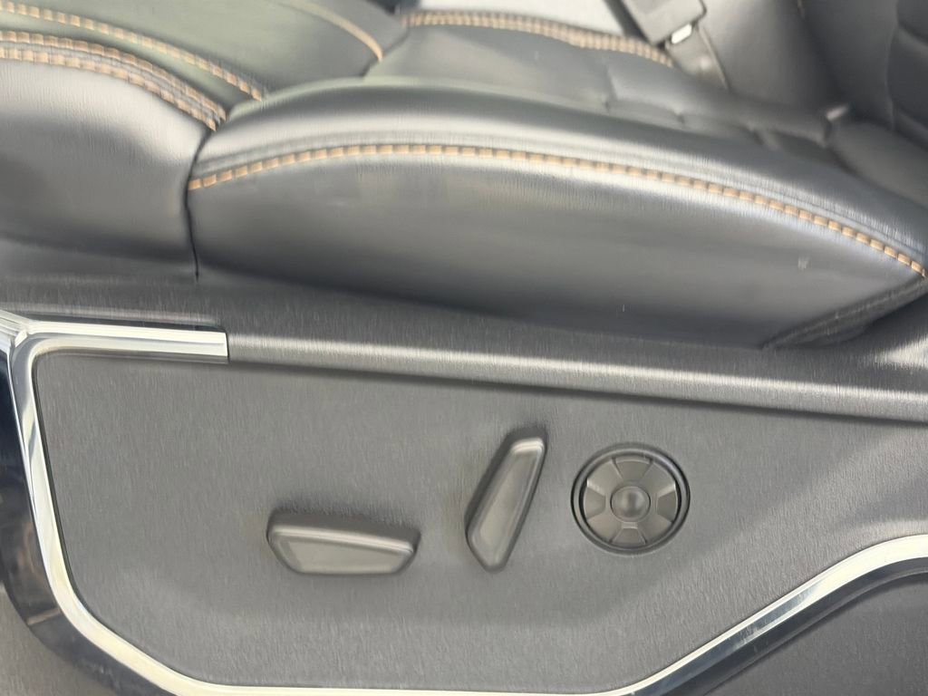 Certified 2024 Ford F350 Platinum image 27