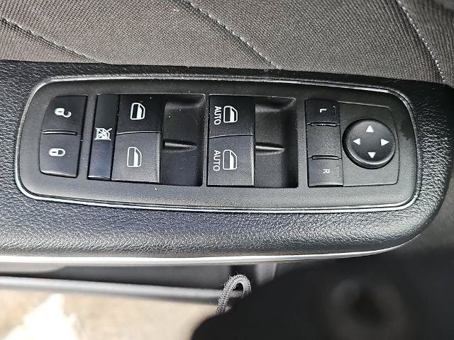 Used 2021 Chevrolet Traverse LT AWD/4WD image 25