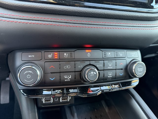Used 2026 Dodge Durango GT AWD/4WD image 4