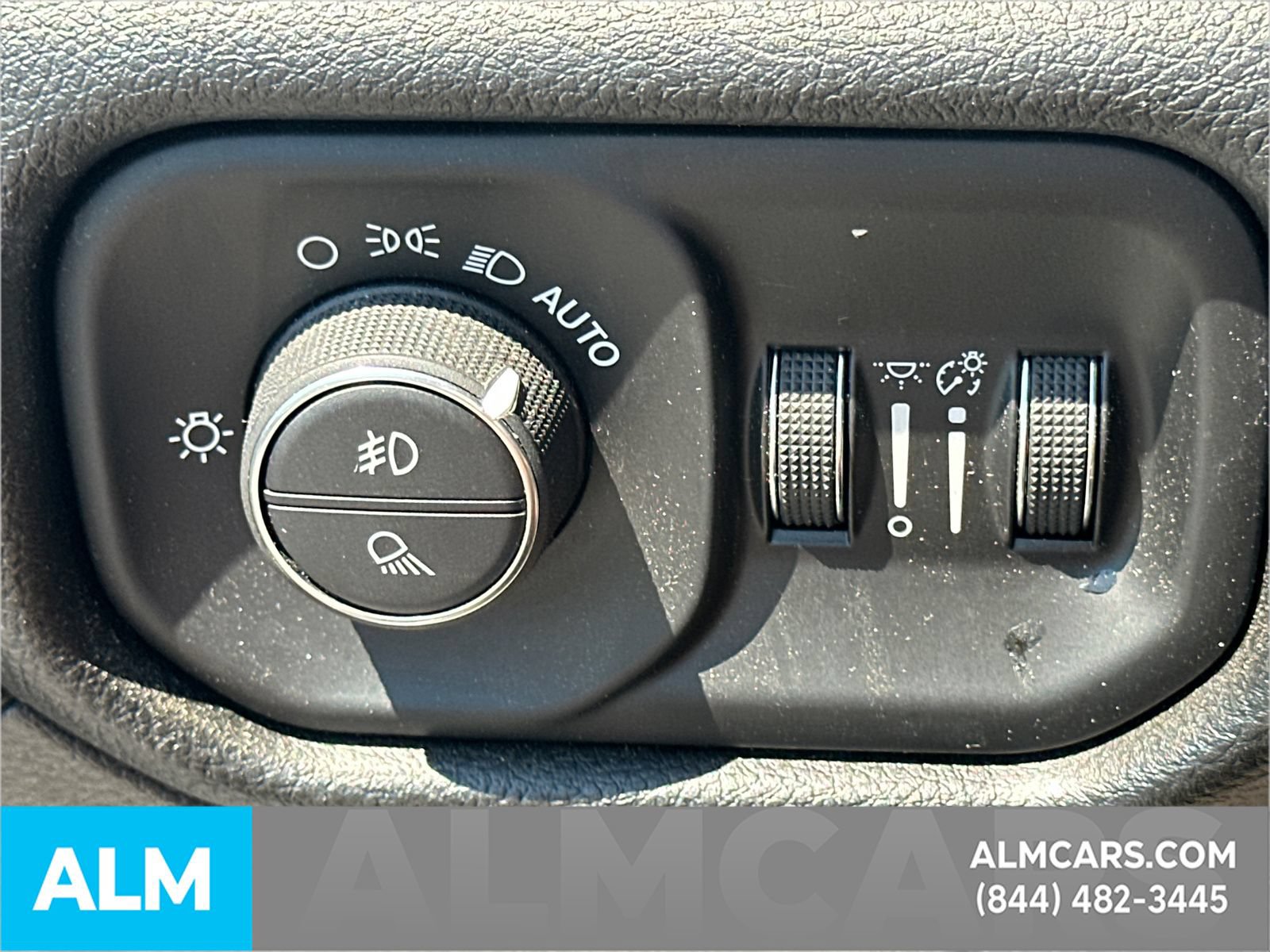 Used 2022 RAM 1500 Laramie w/ Sport Appearance Package AWD/4WD image 35
