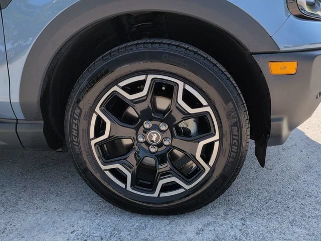 Certified 2025 Ford Bronco Sport Outer Banks w/ Outer Banks Tech Package+ AWD/4WD image 13