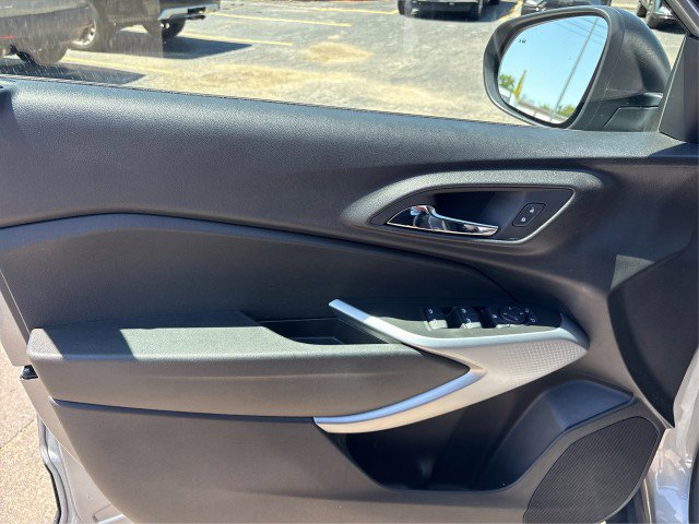 Used 2024 Chevrolet Trax LS w/ Driver Confidence Package FWD image 18