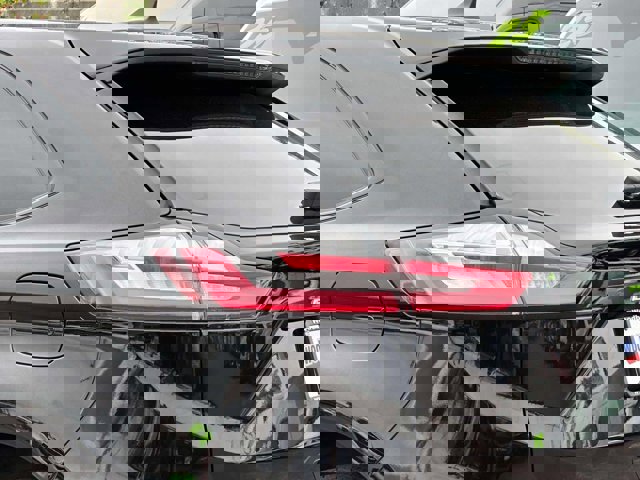 Certified 2023 Ford Edge ST image 9