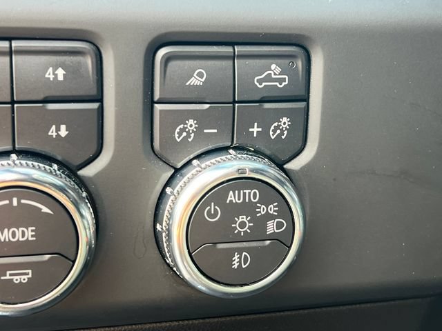 Used 2023 GMC Sierra 1500 AT4 w/ AT4 Premium Package AWD/4WD image 30