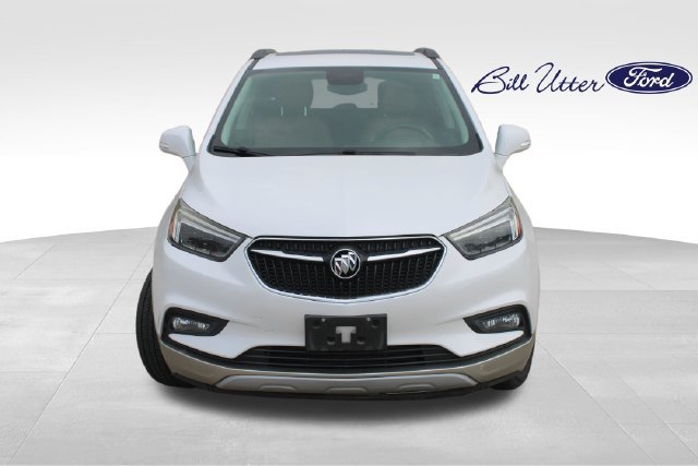 Used 2017 Buick Encore Essence AWD/4WD image 2