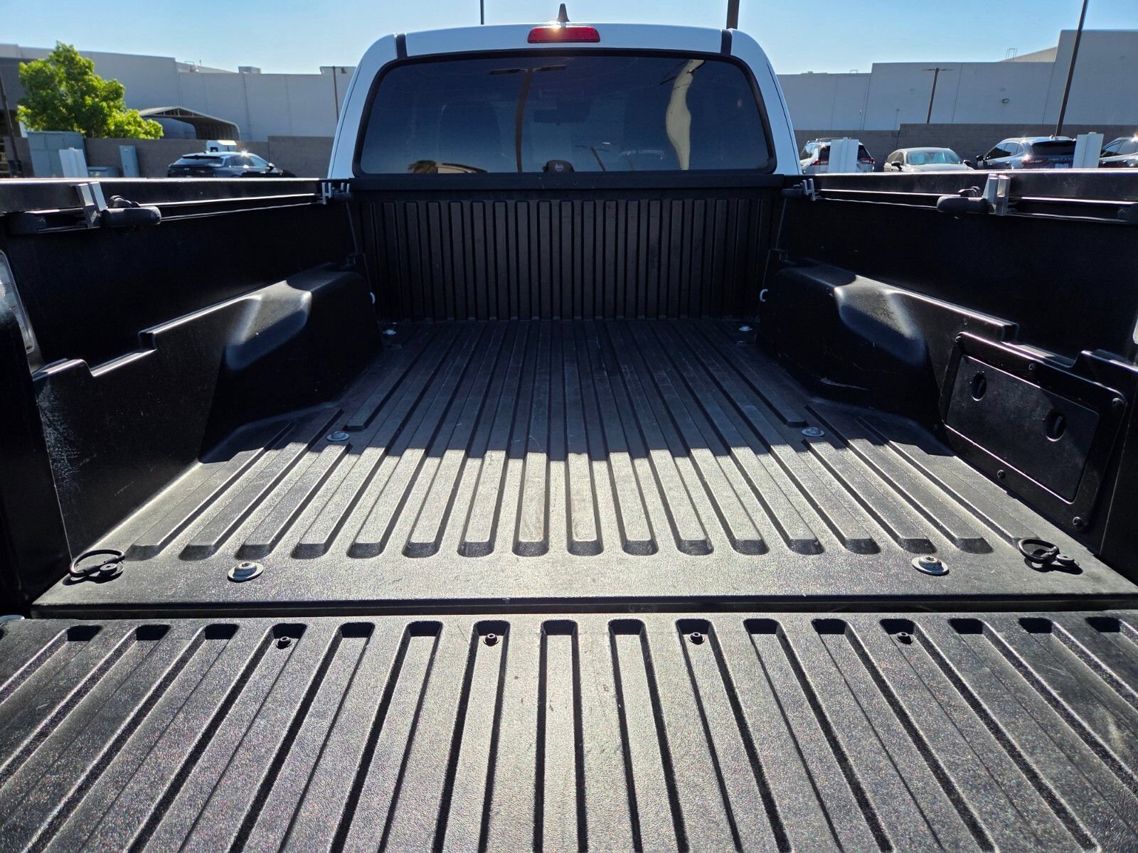 Used 2022 Toyota Tacoma SR RWD image 13