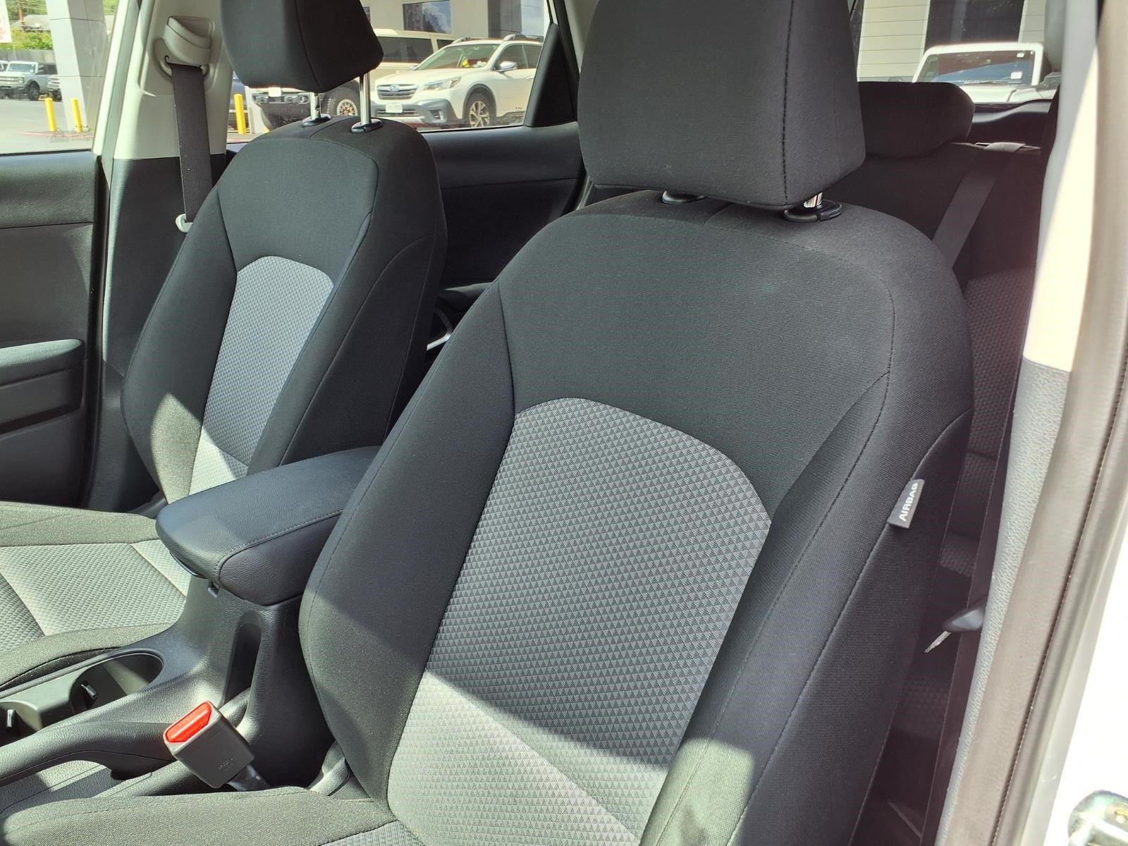 Used 2023 Kia Soul LX w/ LX Technology Package FWD image 17