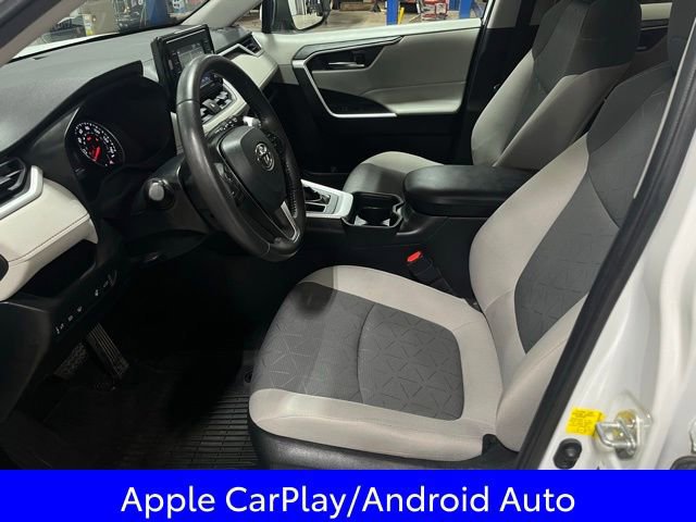 Used 2021 Toyota RAV4 XLE image 20