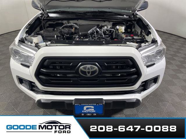 Used 2019 Toyota Tacoma SR w/ SX Package AWD/4WD image 23