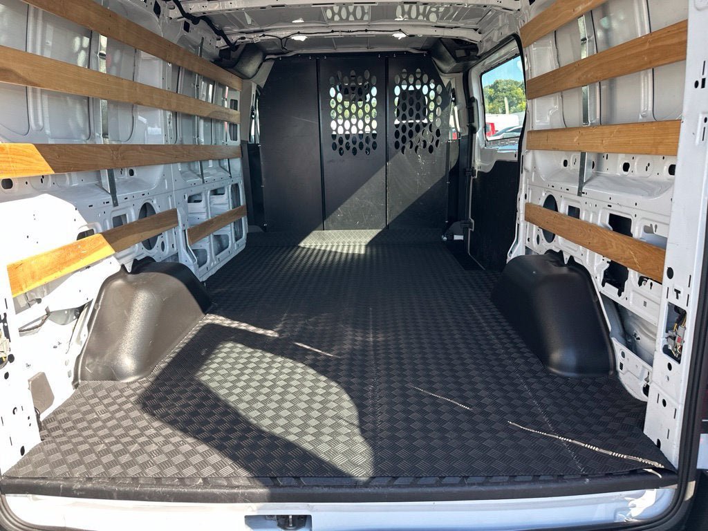 Certified 2025 Ford Transit 250 Low Roof w/ Exterior Upgrade Package RWD image 9