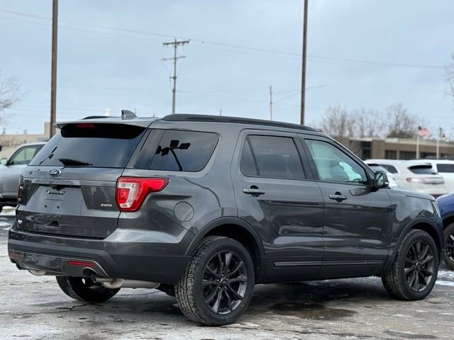 Certified 2017 Ford Explorer XLT w/ Equipment Group 202A image 36