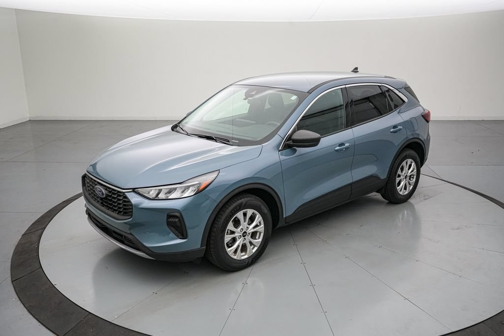 Certified 2023 Ford Escape Active w/ Tech Pack #1 AWD/4WD image 8