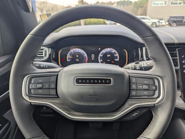 Used 2023 Jeep Wagoneer Series III w/ Preferred Equipment Group image 28