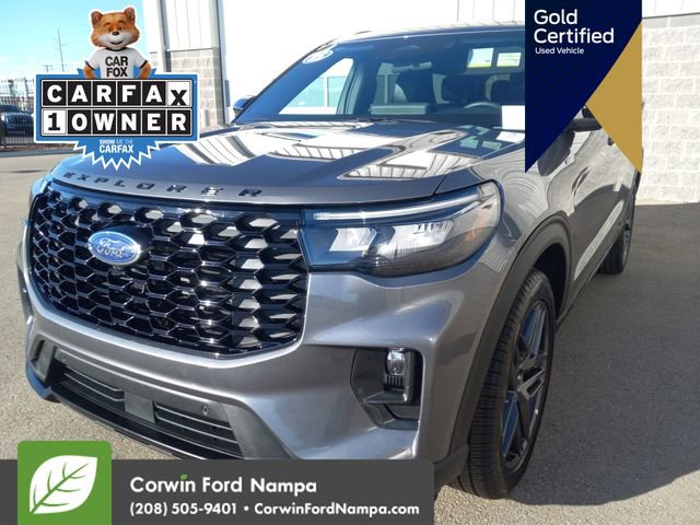 Certified 2025 Ford Explorer ST-Line w/ ST-Line Street Pack image 9