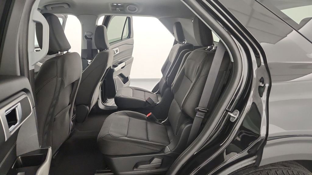 Certified 2023 Ford Explorer XLT AWD/4WD image 29