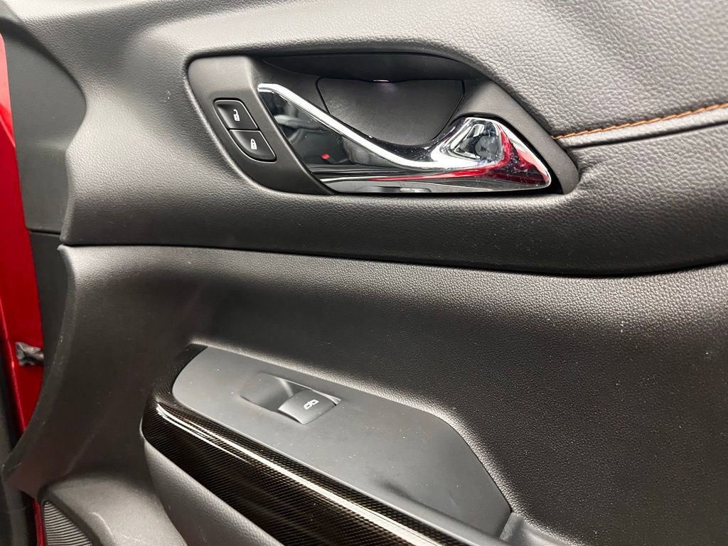 Used 2023 GMC Acadia AT4 w/ Preferred Package image 27