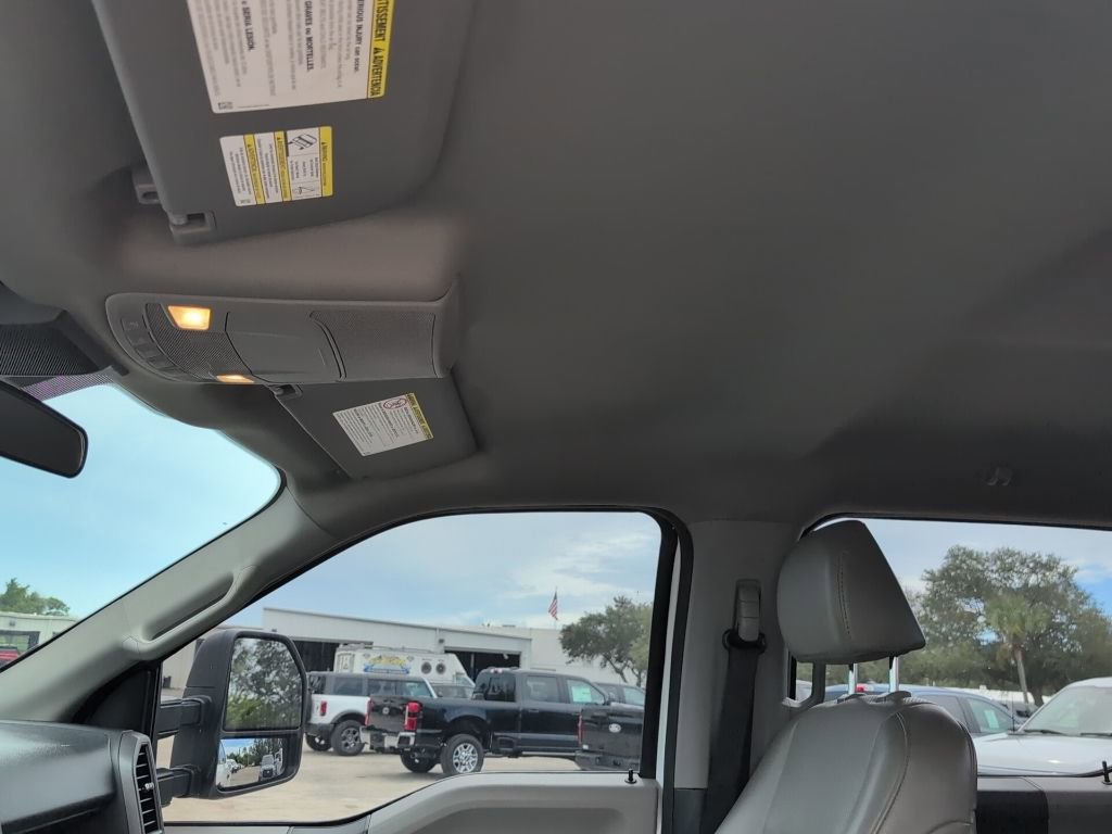 Certified 2022 Ford F350 XL w/ Power Equipment Group image 10