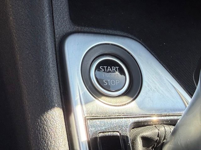 Used 2024 Nissan Sentra SV FWD image 17
