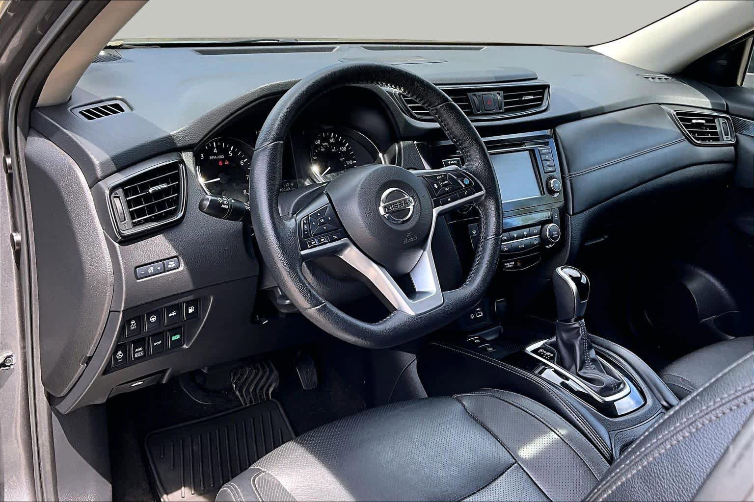 Used 2020 Nissan Rogue SL w/ Premium Package AWD/4WD image 18
