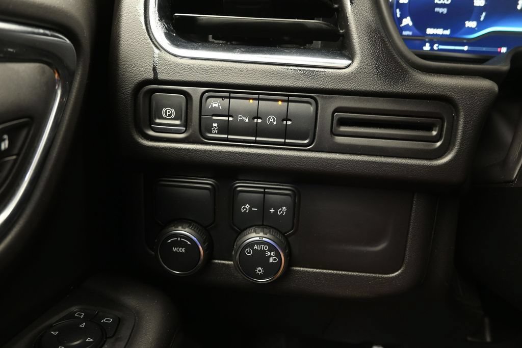 Used 2024 Chevrolet Tahoe LT RWD image 24